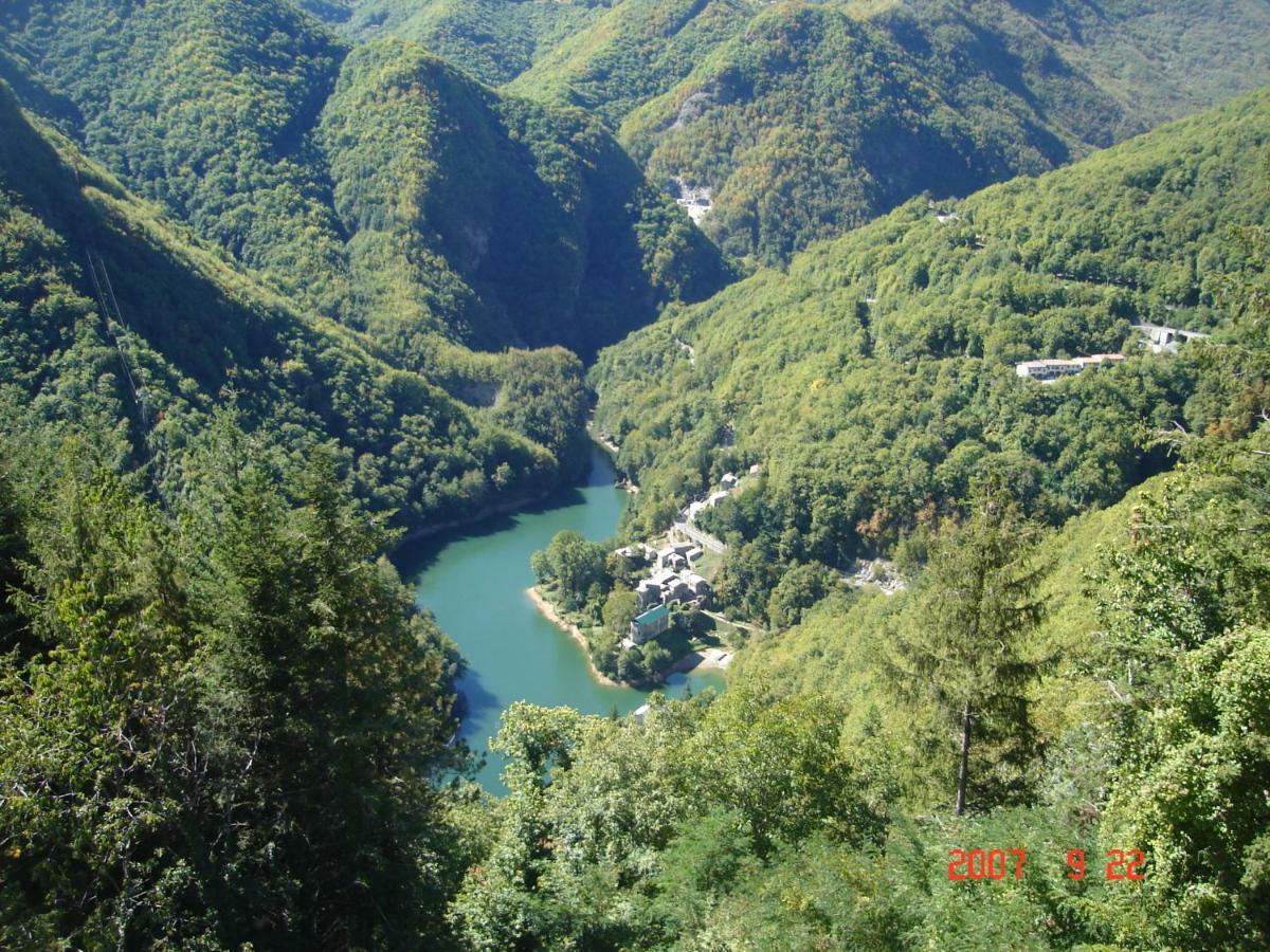 Borgo Delle Panie Careggine Exterior foto